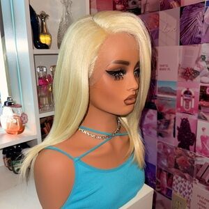 Platinum Blonde Straight Wig – Shoulder Length, Lace Front Natural Hairline